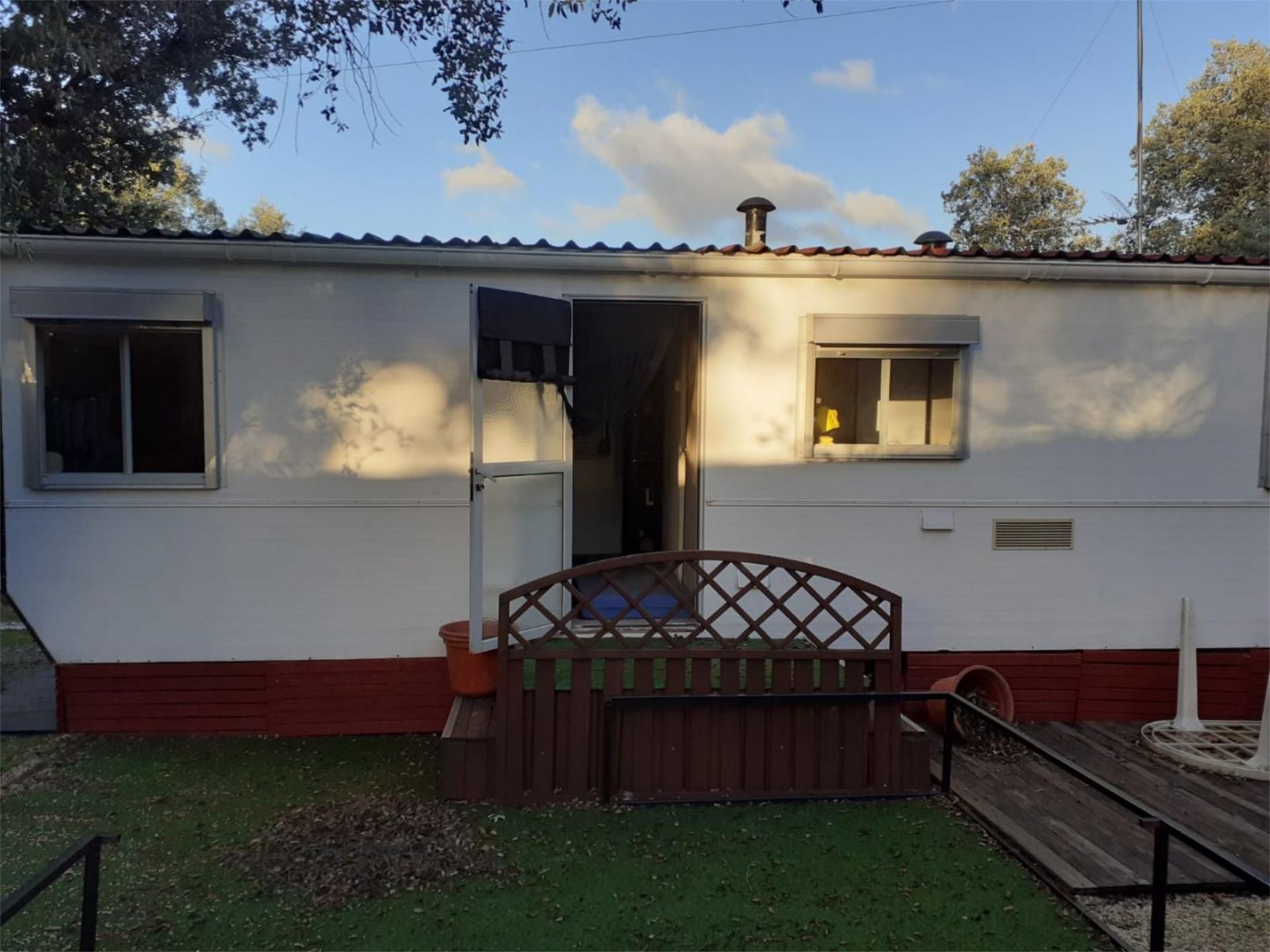 Vista exterior de Piso en venta en Navalafuente