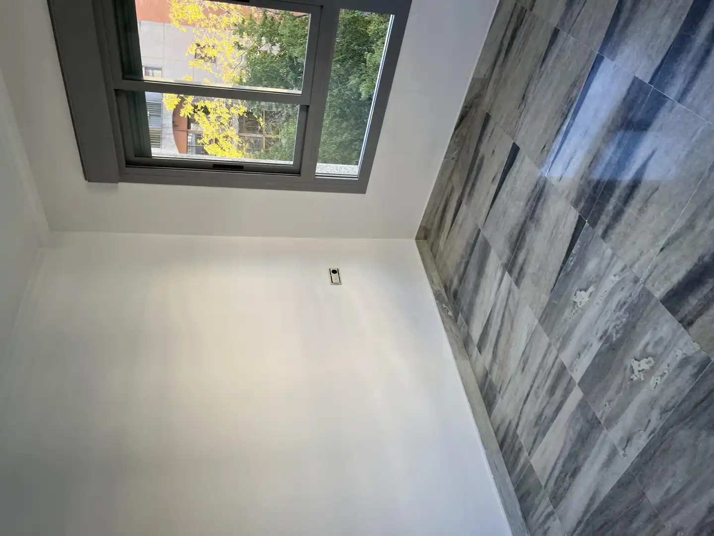 Bedroom of Flat for sale in Sevilla  with Parquet flooring, Storage room and Furnished