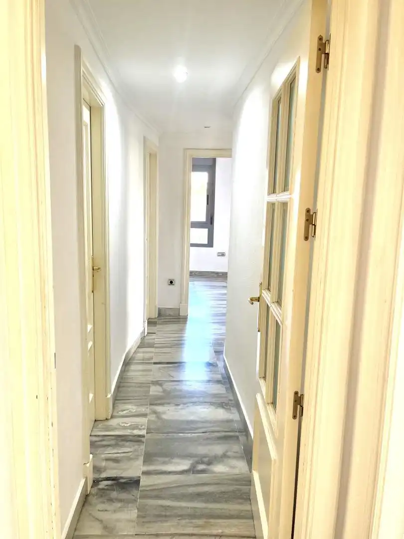 Flat for sale in Sevilla  with Parquet flooring, Storage room and Furnished
