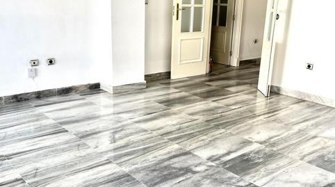 Photo 4 of Flat for sale in Avenida de la Buhaira, 23, La Calzada - La Florida, Sevilla