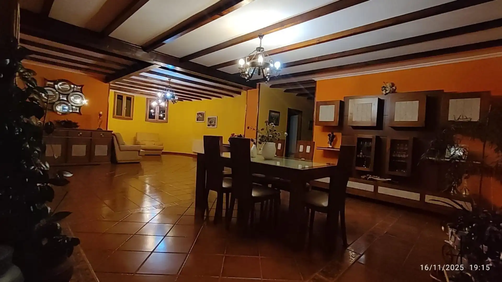 Menjador de Casa o xalet en venda en Monforte de Lemos amb Calefacció, Jardí privat i Parquet