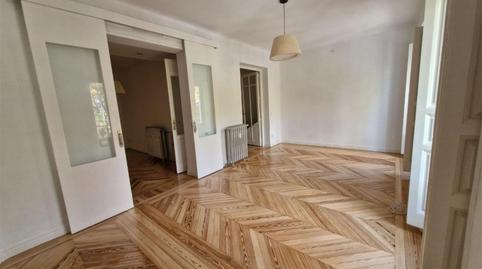 Photo 5 of Flat to rent in Calle de Alfonso XII, 58, Jerónimos,  Madrid Capital