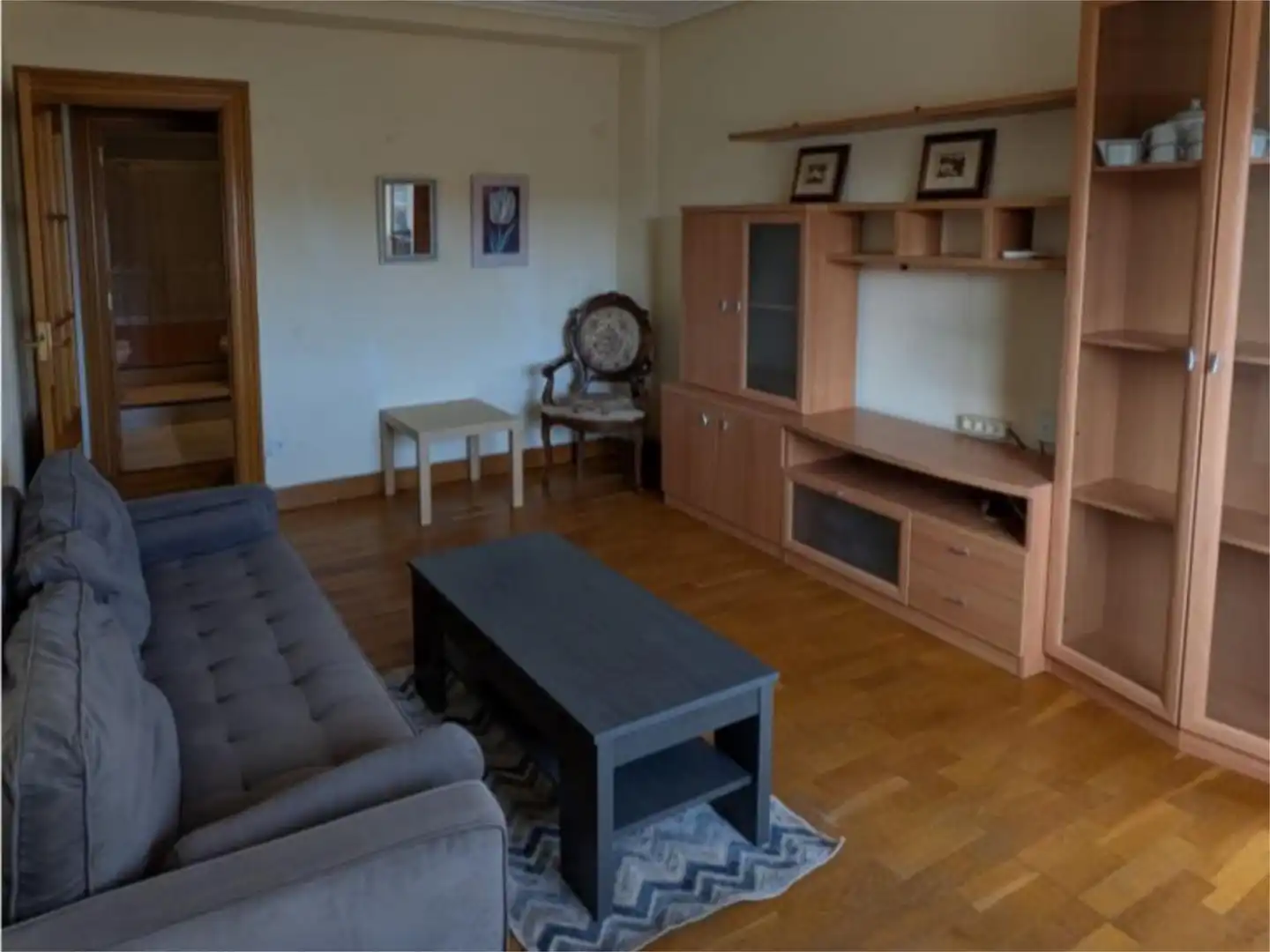 Sala de estar de Piso en venta en Tudela con Calefacción, Parquet y Amueblado