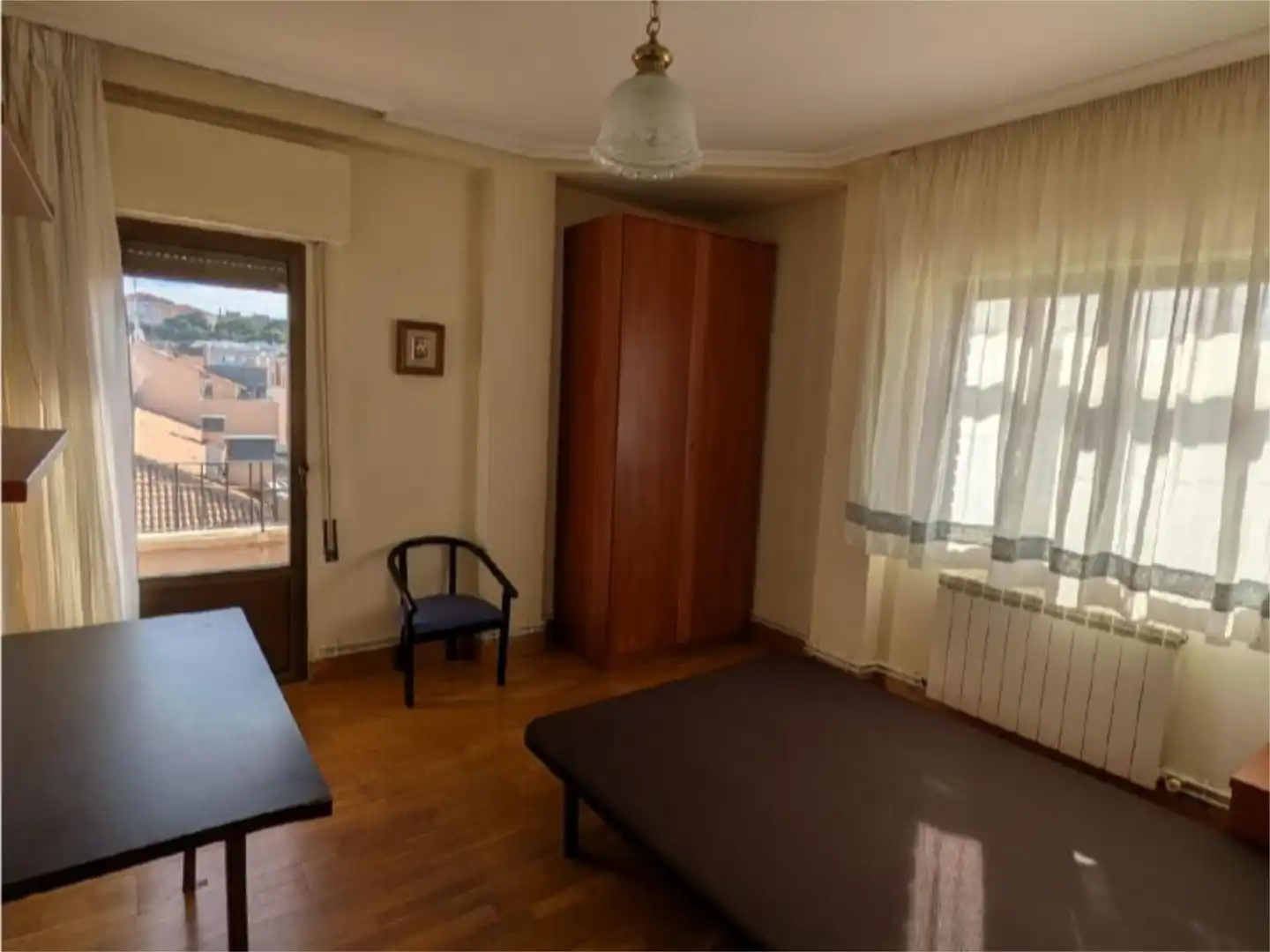 Habitación de Piso en venta en Tudela con Calefacción, Parquet y Amueblado