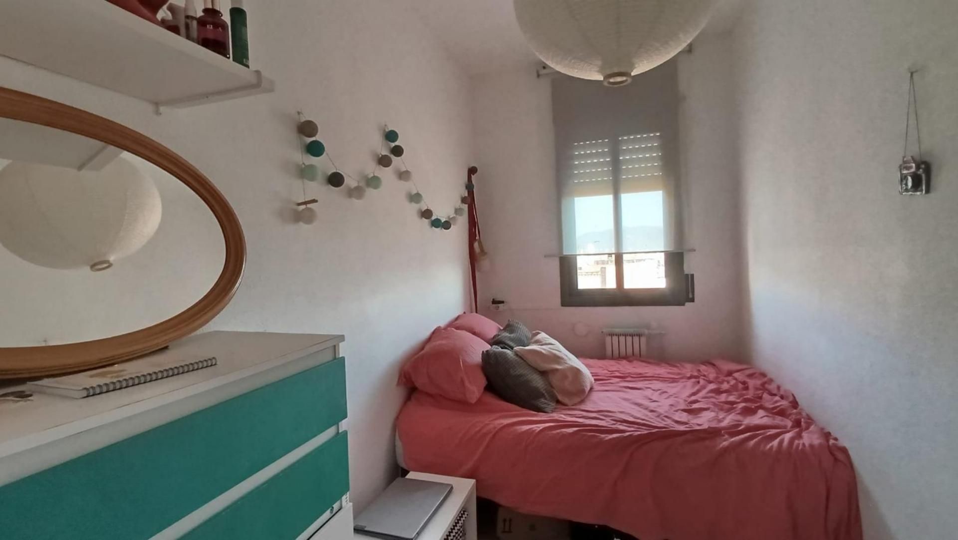 Flat to share in Carrer de Sant Iscle, 29, El Turó de la Peira