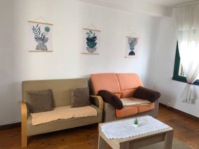 Piso en Alquiler en Calle la Ronda, 3 en Medina de Pomar