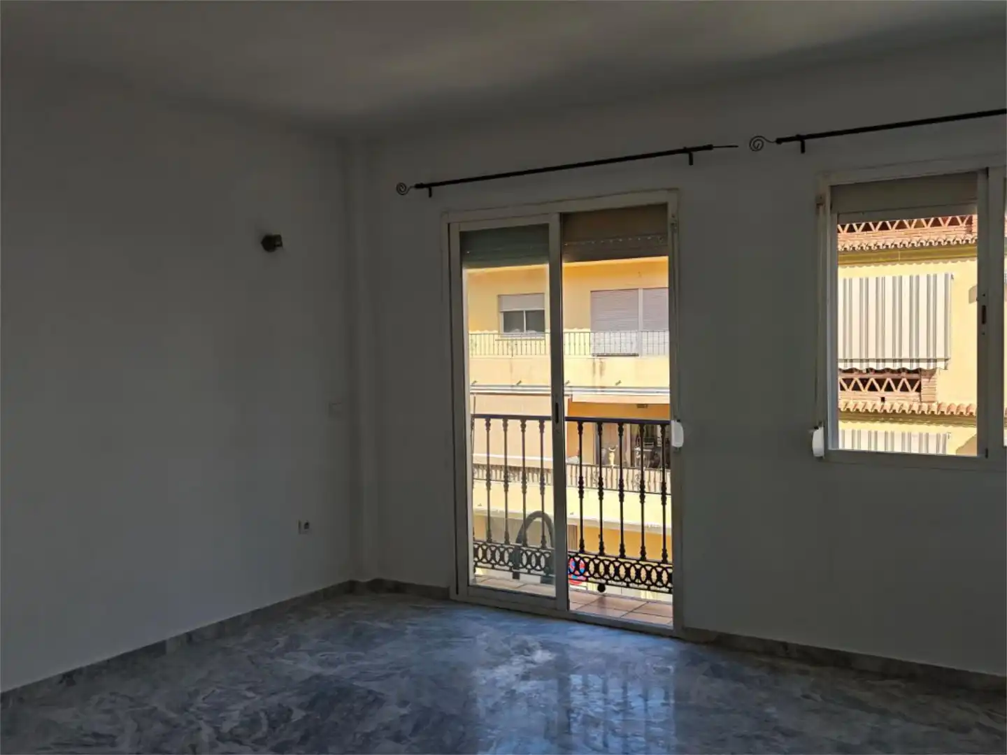 Flat for sale in Calle Jilguero, 31, Torreblanca del Sol Bedroom of Flat for sale in Fuengirola with Community parking, Balcony and Video intercom
