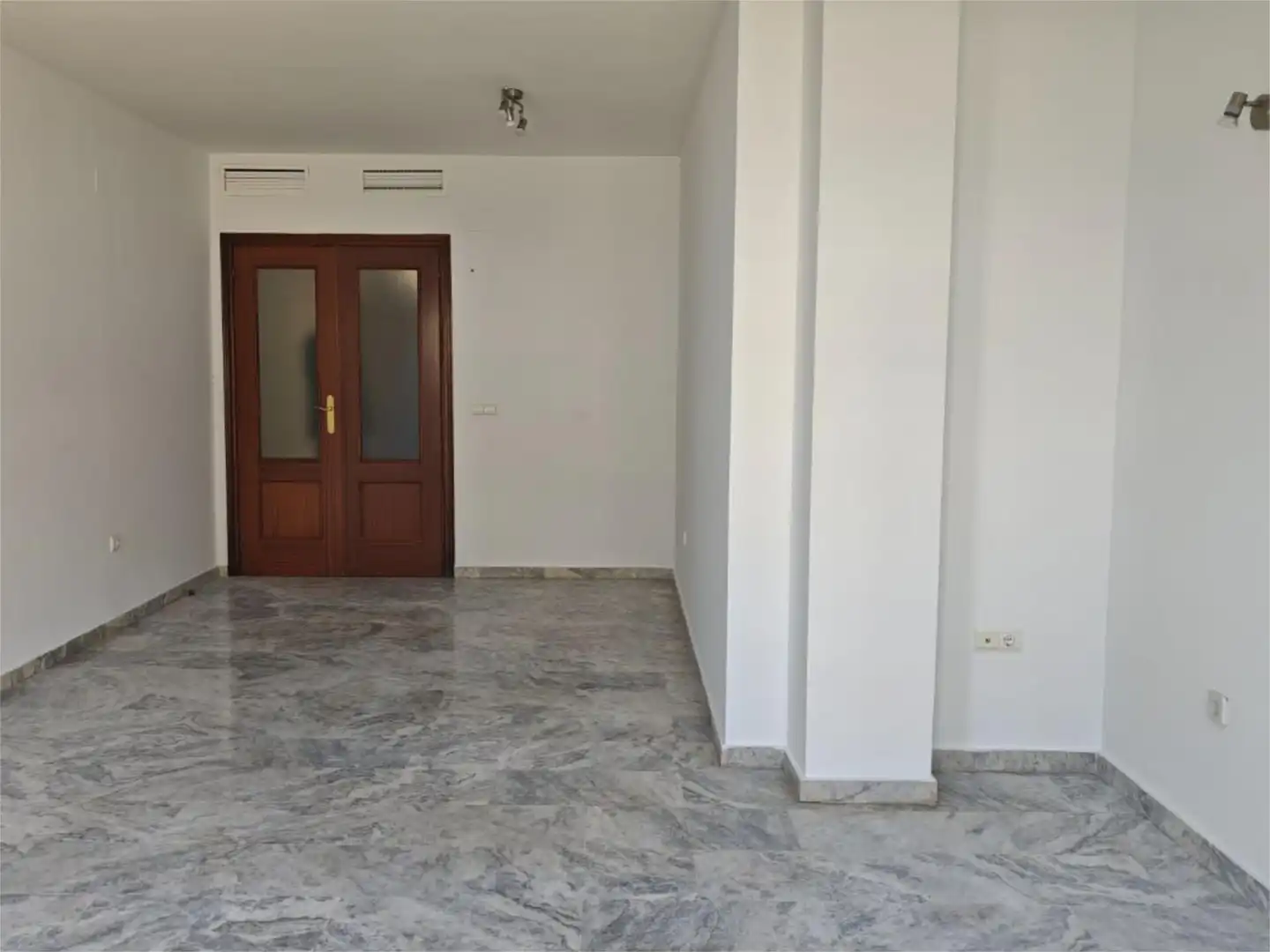 Flat for sale in Calle Jilguero, 31, Torreblanca del Sol Flat for sale in Fuengirola with Community parking, Balcony and Video intercom