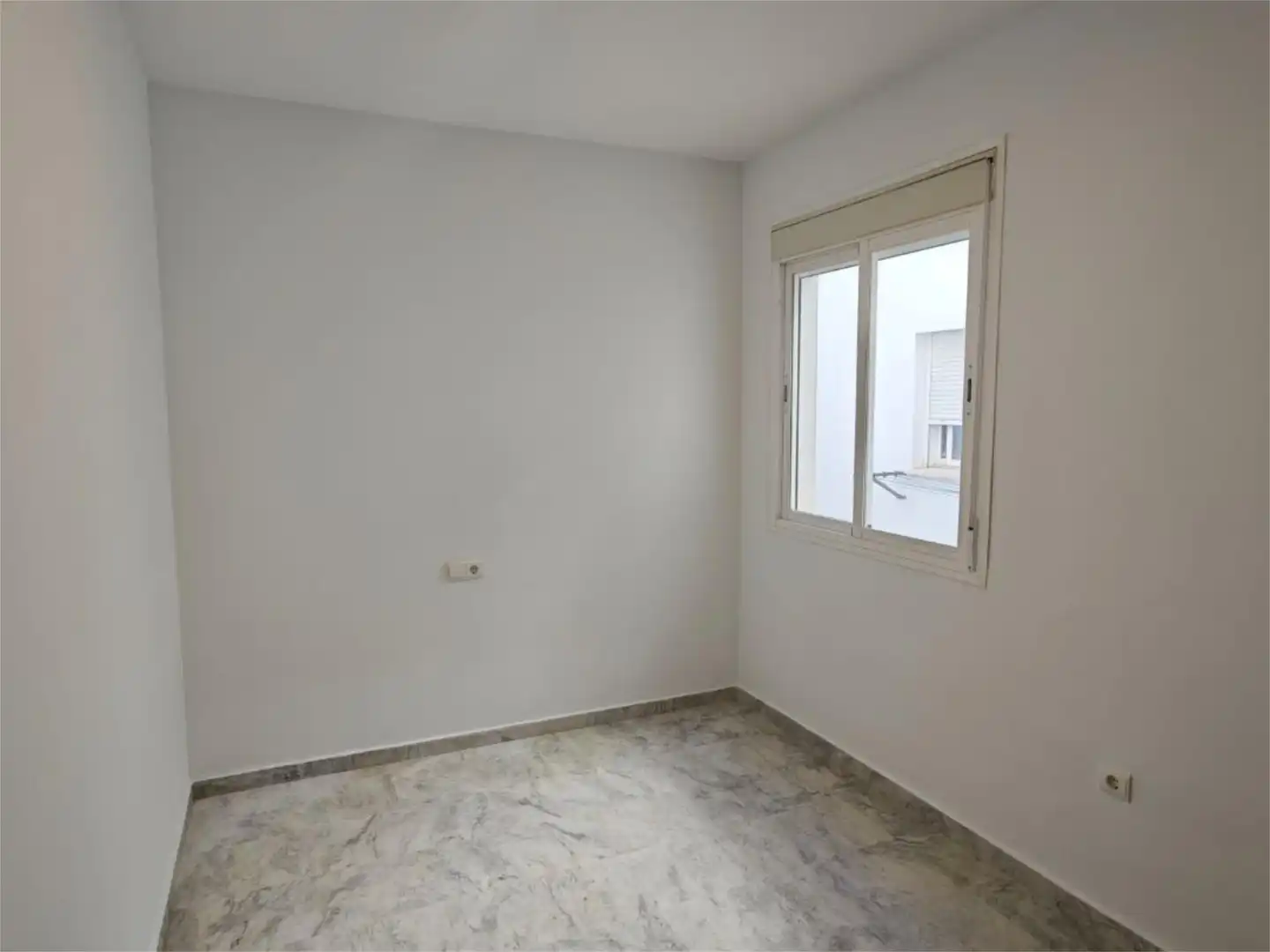 Flat for sale in Calle Jilguero, 31, Torreblanca del Sol Bedroom of Flat for sale in Fuengirola with Community parking, Balcony and Video intercom