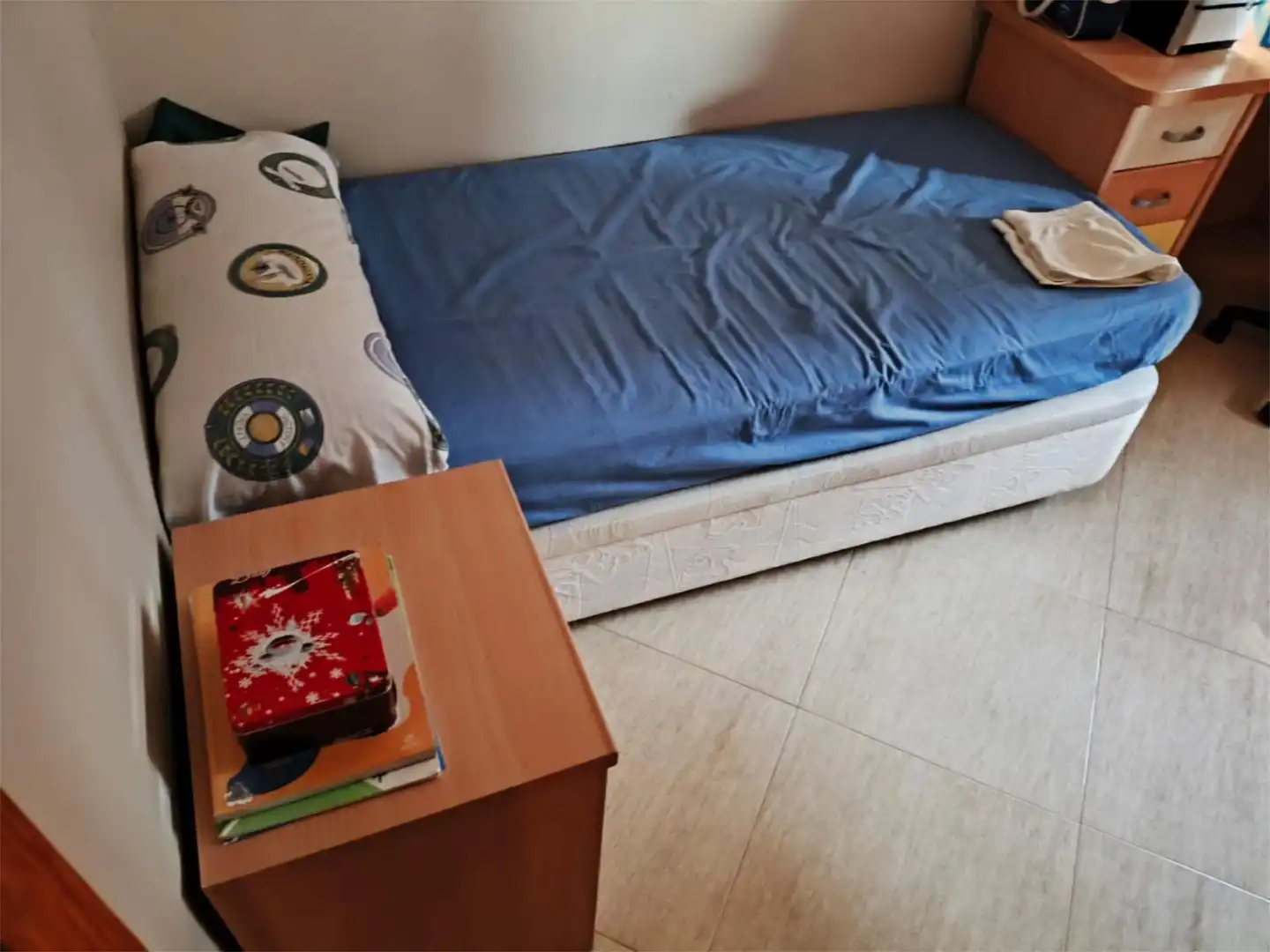 Room in Plaza Virgen de Fátima, 1, El Valle - Universidad Bedroom of Flat for share in Jaén with Air Conditioner, Furnished and Balcony