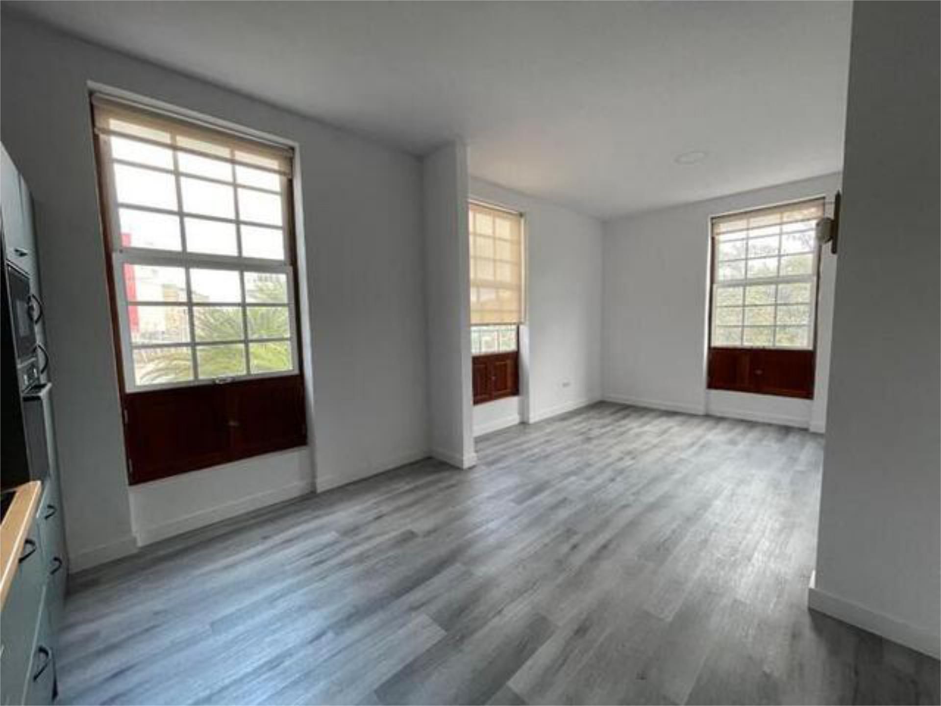 Bedroom of Flat for sale in Las Palmas de Gran Canaria  with Storage room