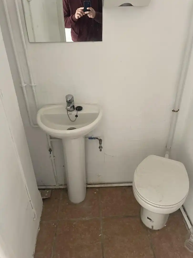 Geschaftsraum zur Miete in Calle Rodaljarros, 6, Centro Badezimmer von Geschaftsraum zur Miete in Antequera