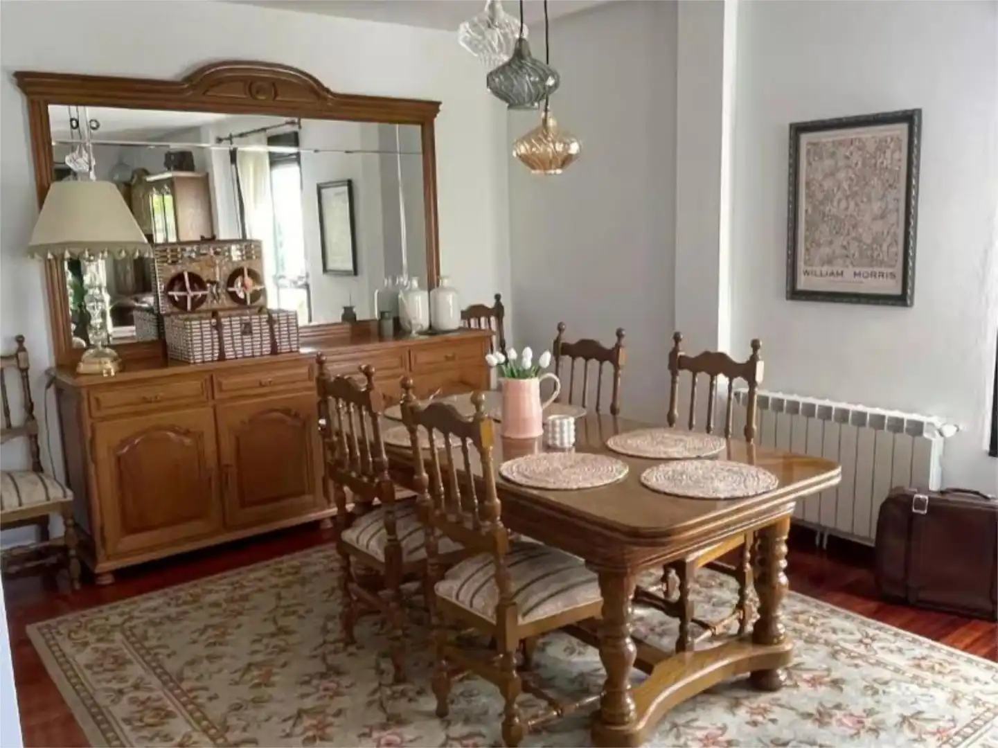 Casa o xalet en venda a Xil, 14, Meaño Menjador de Casa o xalet en venda en Meaño amb Calefacció, Jardí privat i Parquet