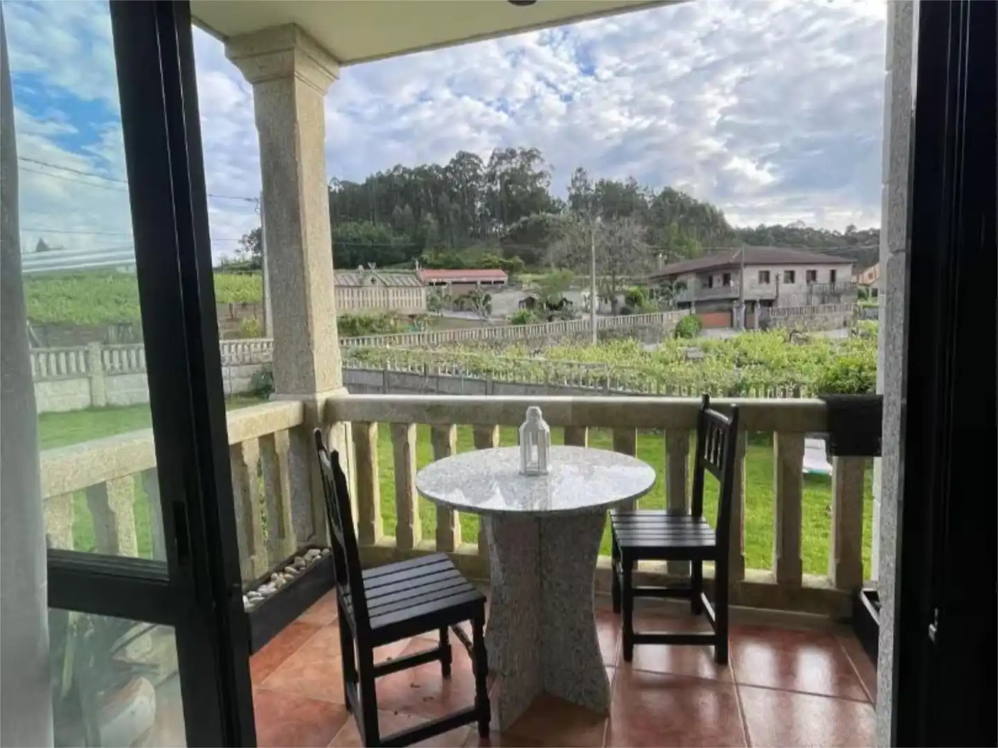 Casa o xalet en venda a Xil, 14, Meaño Terrassa de Casa o xalet en venda en Meaño amb Calefacció, Jardí privat i Parquet