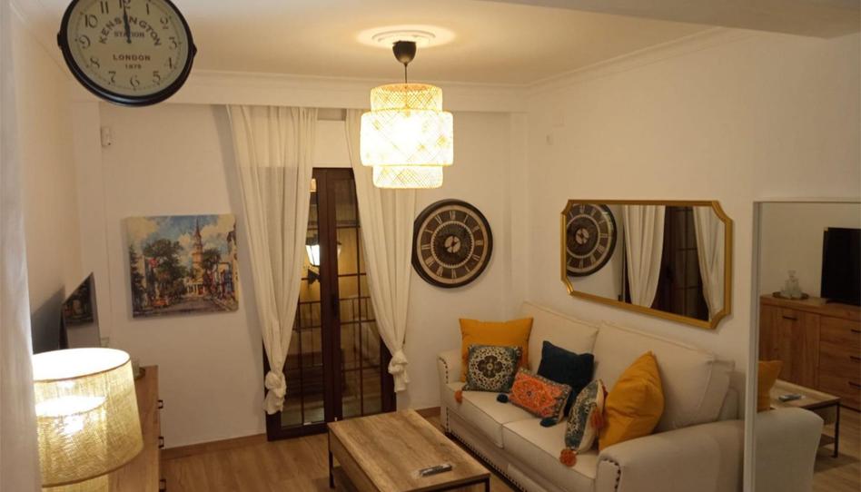 Flat to rent in Calle Juan Rabadán, 21, San Vicente, Sevilla - image 1 Photo 1 of Flat to rent in Calle Juan Rabadán, 21, San Vicente, Sevilla