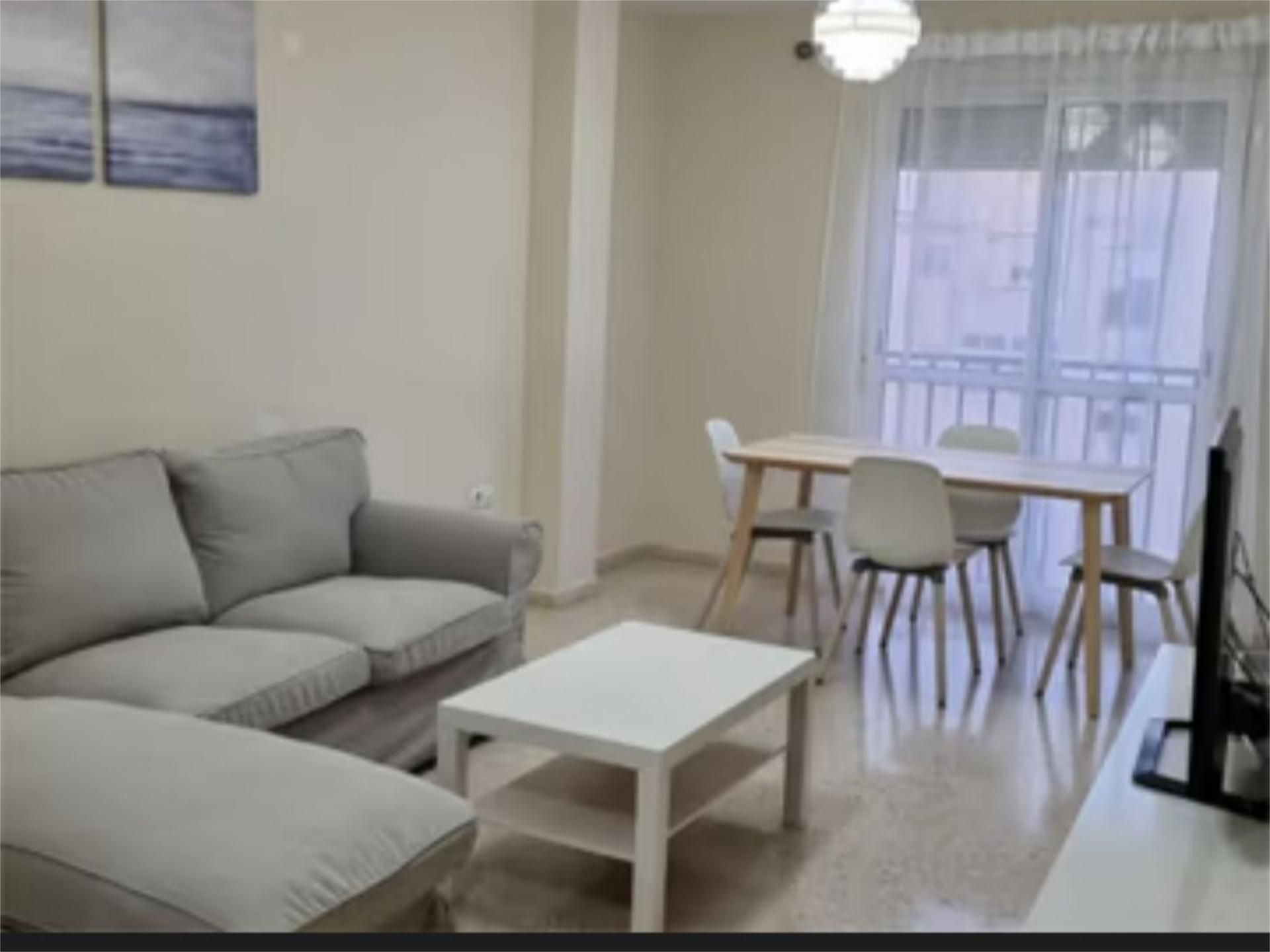 Living room of Flat to rent in Algeciras  with Air Conditioner, Terrace and Swimming Pool