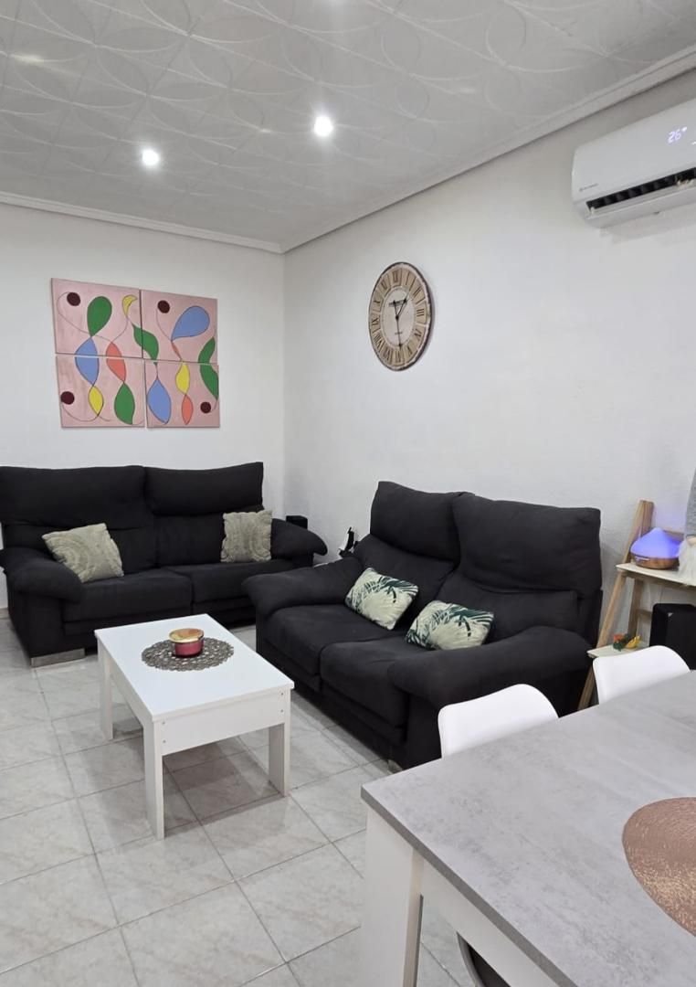 Living room of Flat for sale in  Valencia Capital  with Air Conditioner