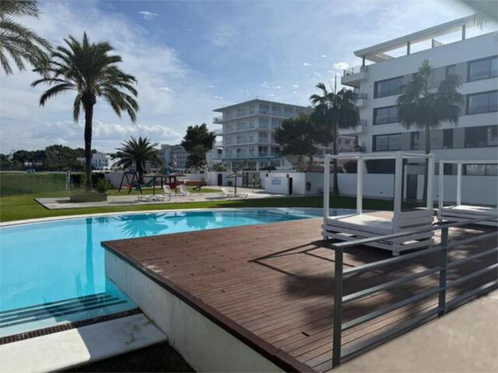 Piscina de Àtic de lloguer en Sant Josep de sa Talaia amb Calefacció, Terrassa i Piscina