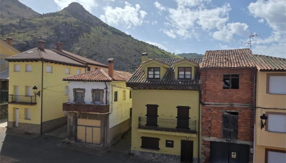 Photo 1 of Single-family semi-detached for sale in P-215, 2, Velilla del Río Carrión , Palencia