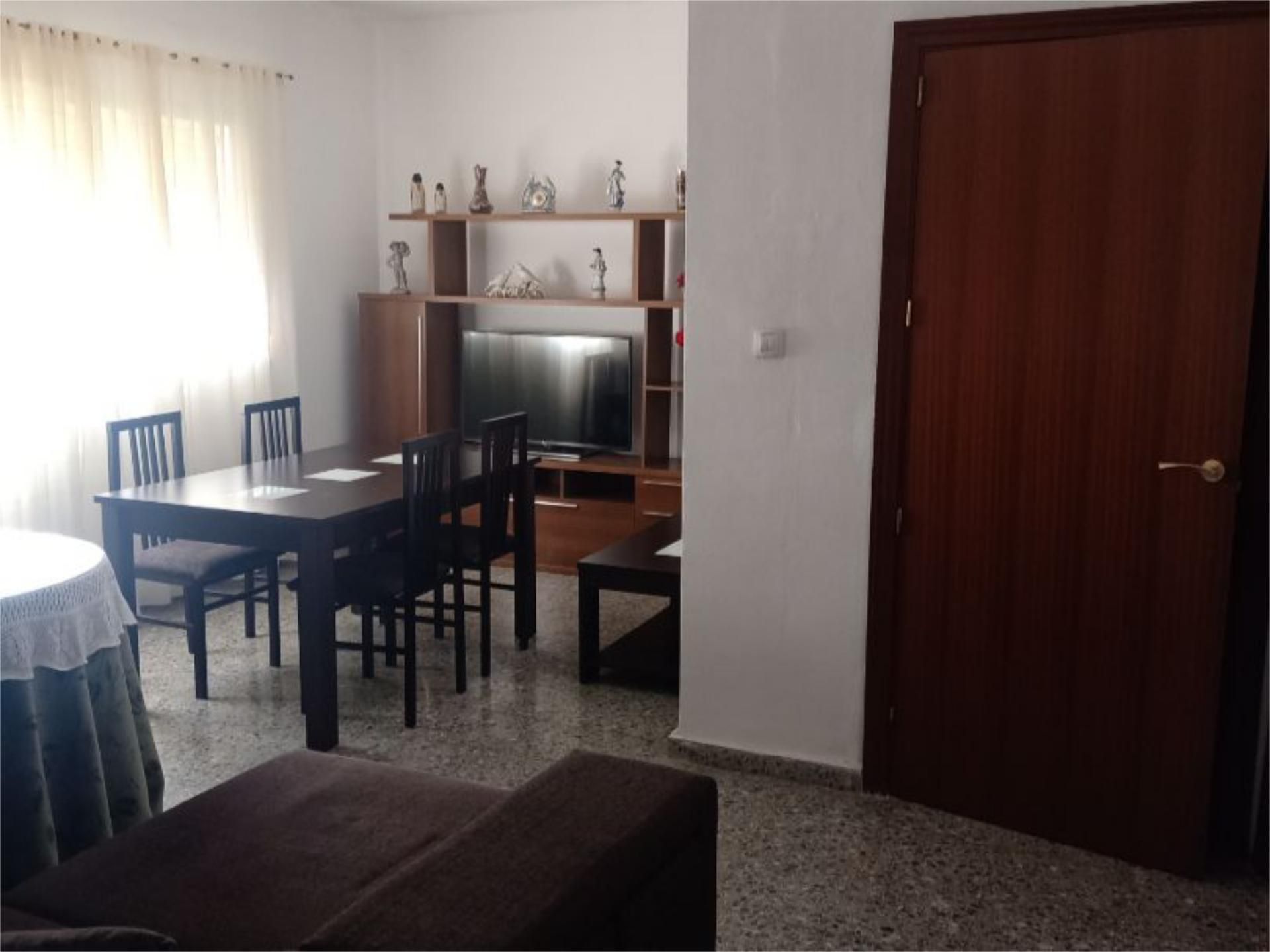 Pis en venda a General Carracedo, 8, Pardaleras Sala d'estar de Pis en venda en Badajoz Capital amb Aire condicionat