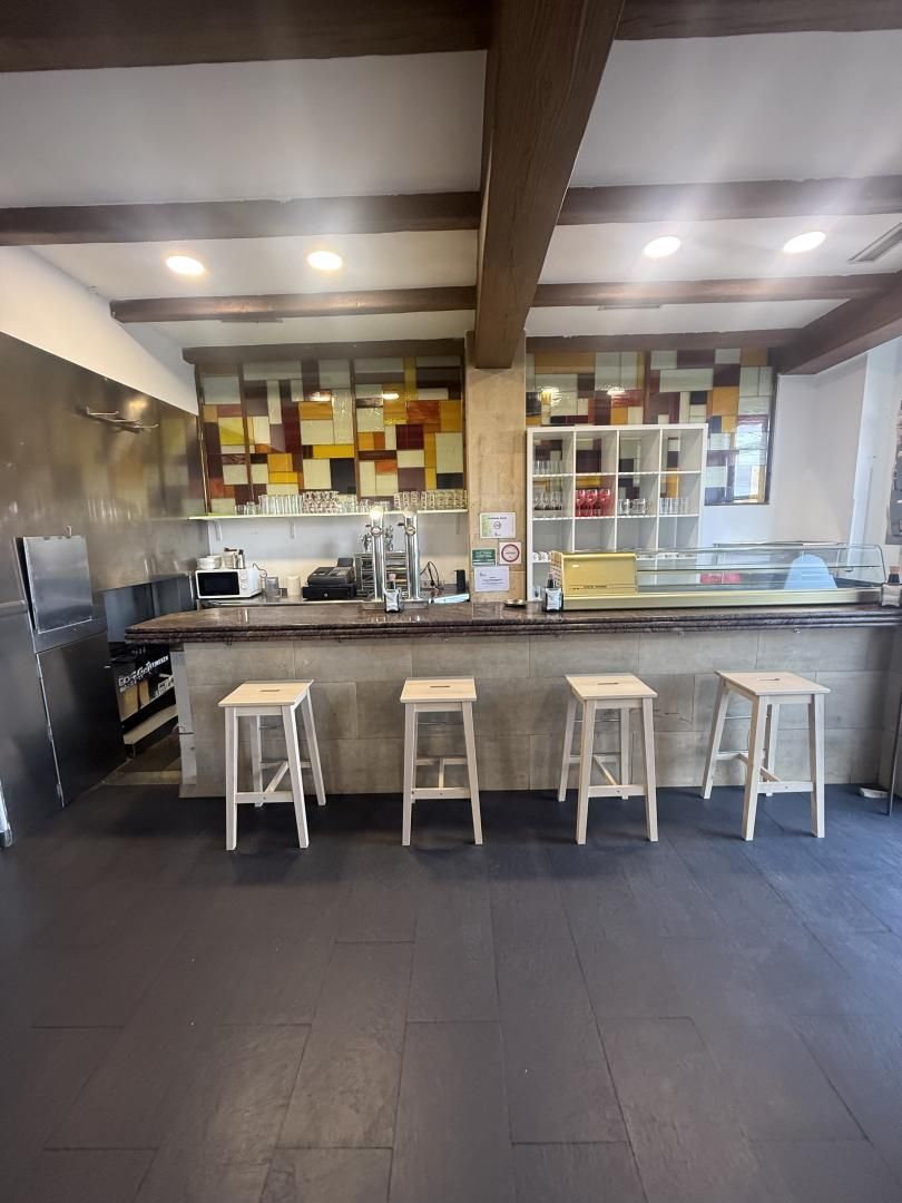 Premises to rent in Morales del Vino  with Air Conditioner