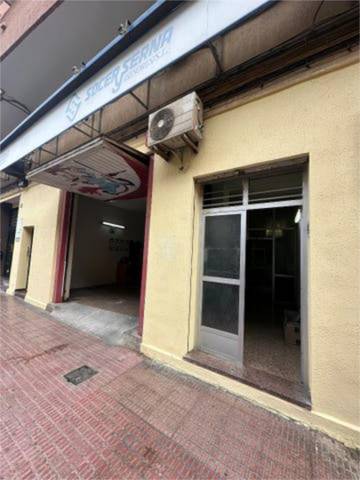 Local comercial en Alquiler en Altozano - Conde Lumiares