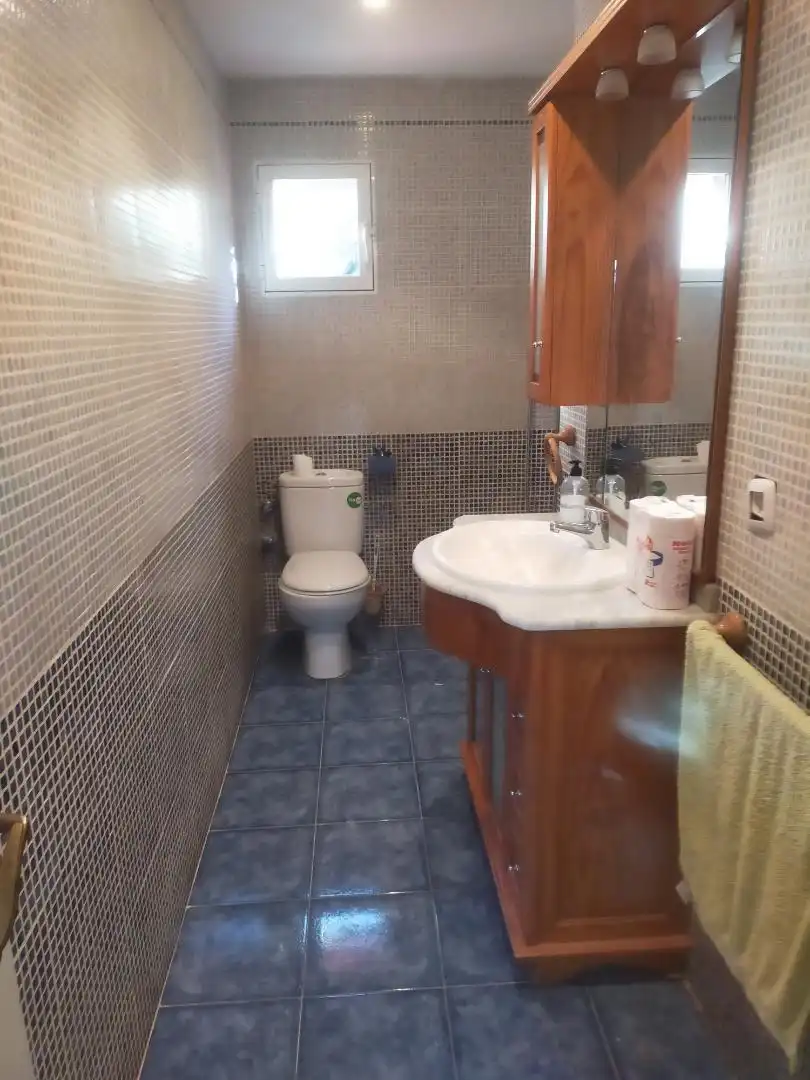 Houses for sale in Calle José Herrera, 8, Las Herencias Bathroom of Houses for sale in Las Herencias with Air Conditioner, Terrace and Swimming Pool