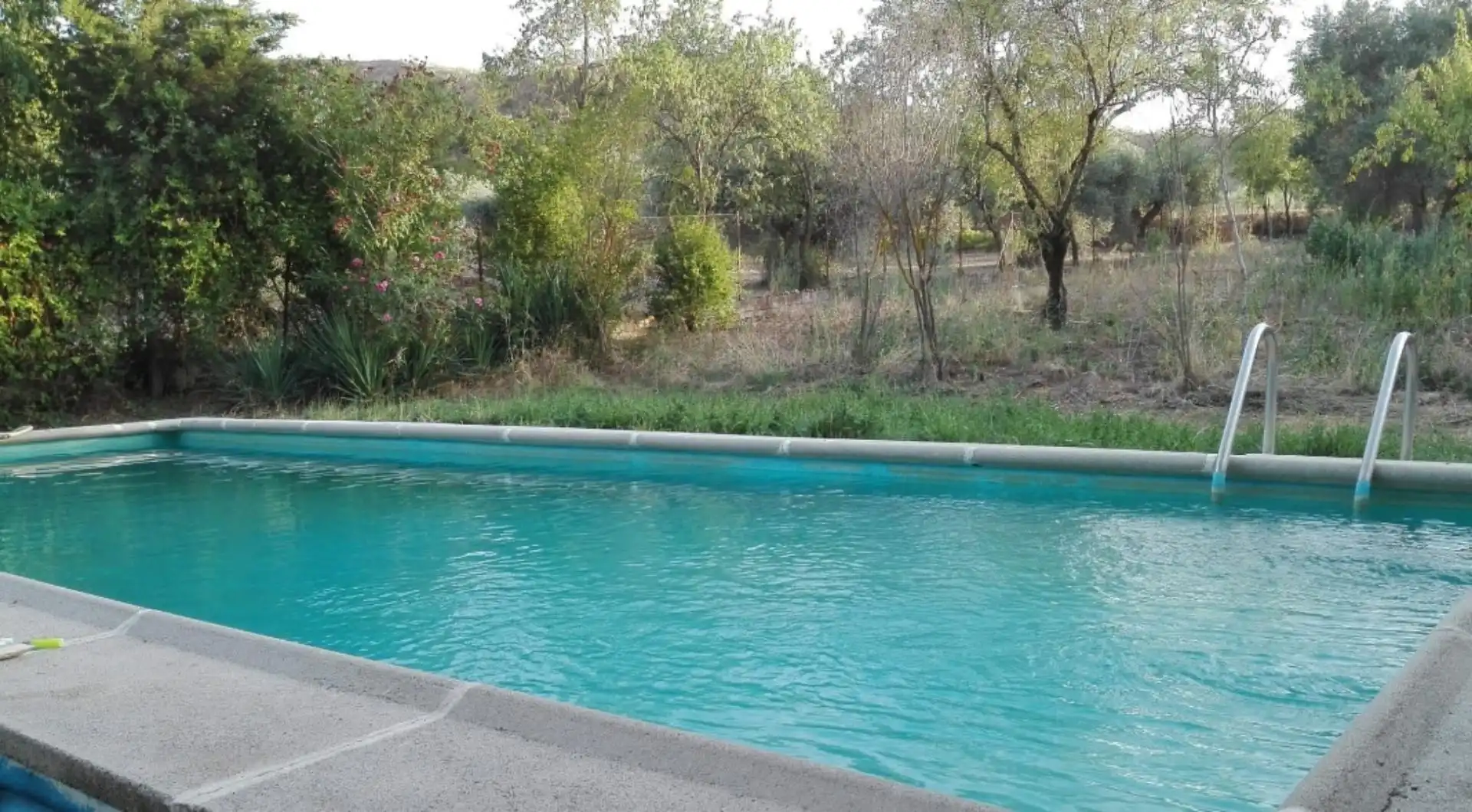 Houses for sale in Calle José Herrera, 8, Las Herencias Swimming pool of Houses for sale in Las Herencias with Air Conditioner, Terrace and Swimming Pool