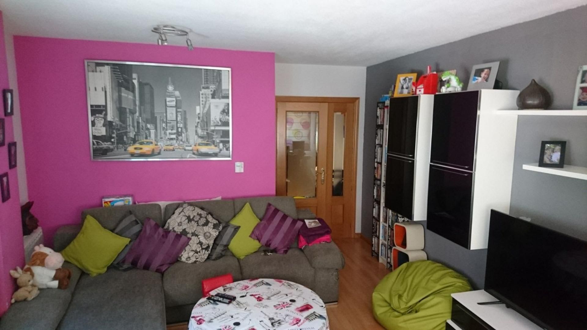 Sala d'estar de Pis en venda en Valdemorillo amb Calefacció i Forn