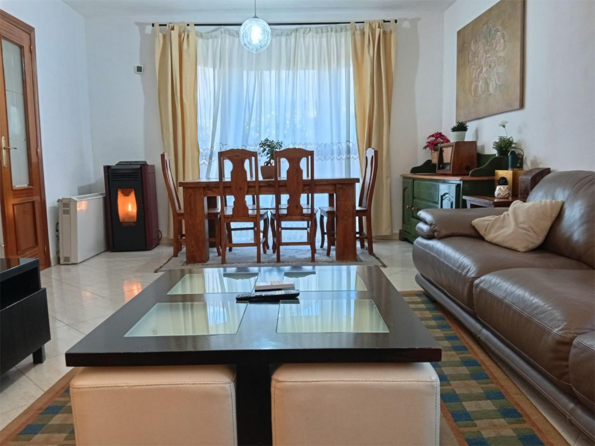 Sala de estar de Casa o chalet en venta en Navalagamella con Aire acondicionado, Calefacción y Terraza