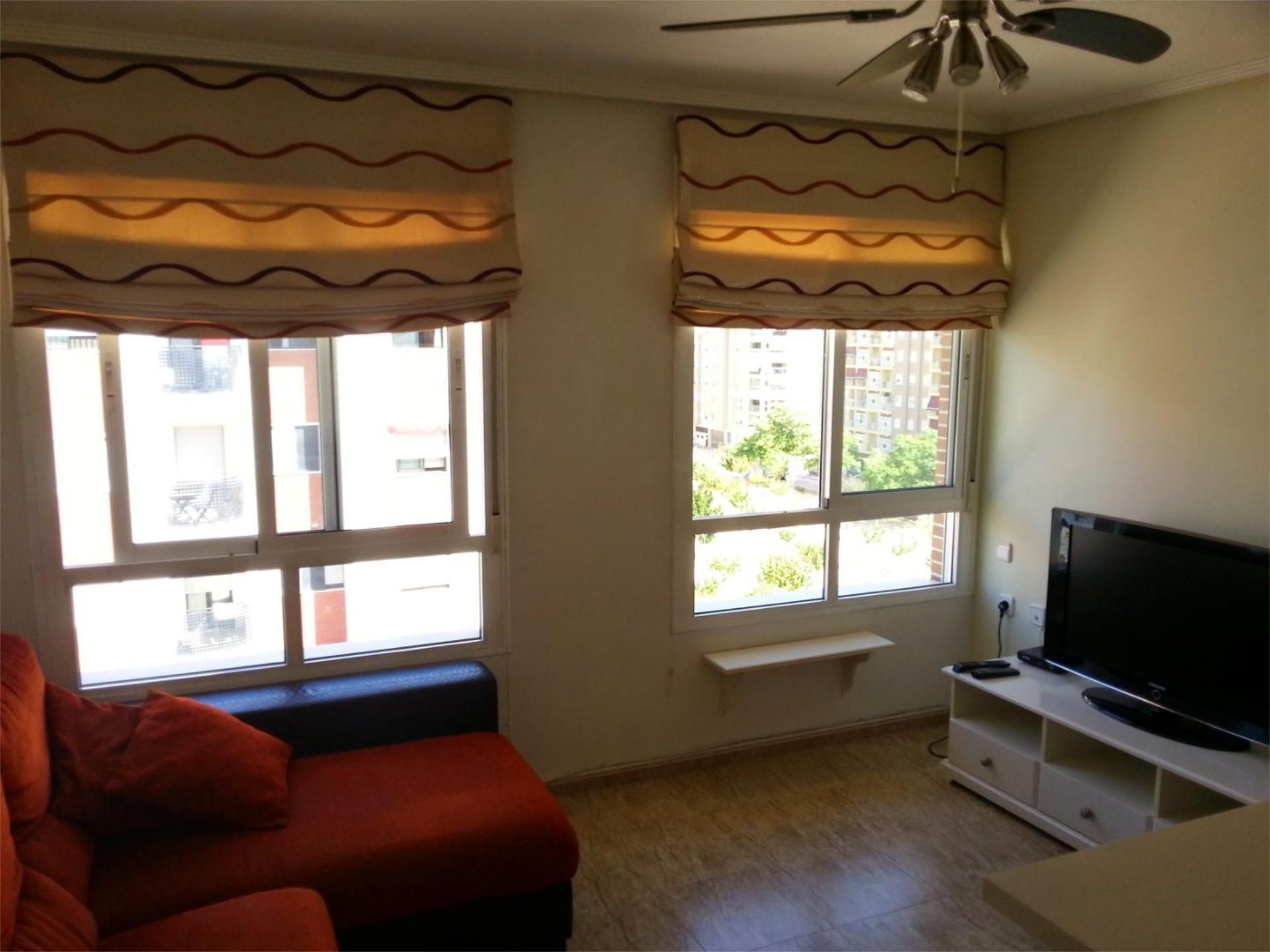 Bedroom of Flat to rent in  Murcia Capital  with Air Conditioner, Heating and Storage room