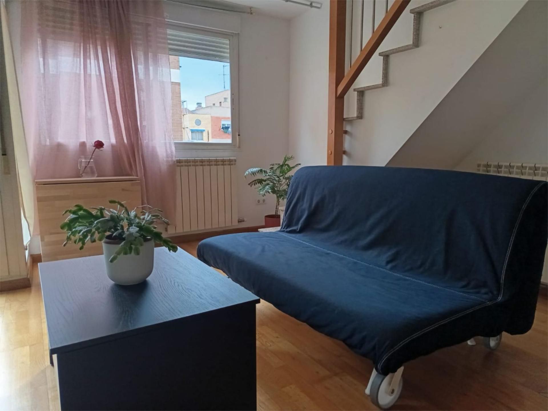 Living room of Flat for sale in  Zaragoza Capital