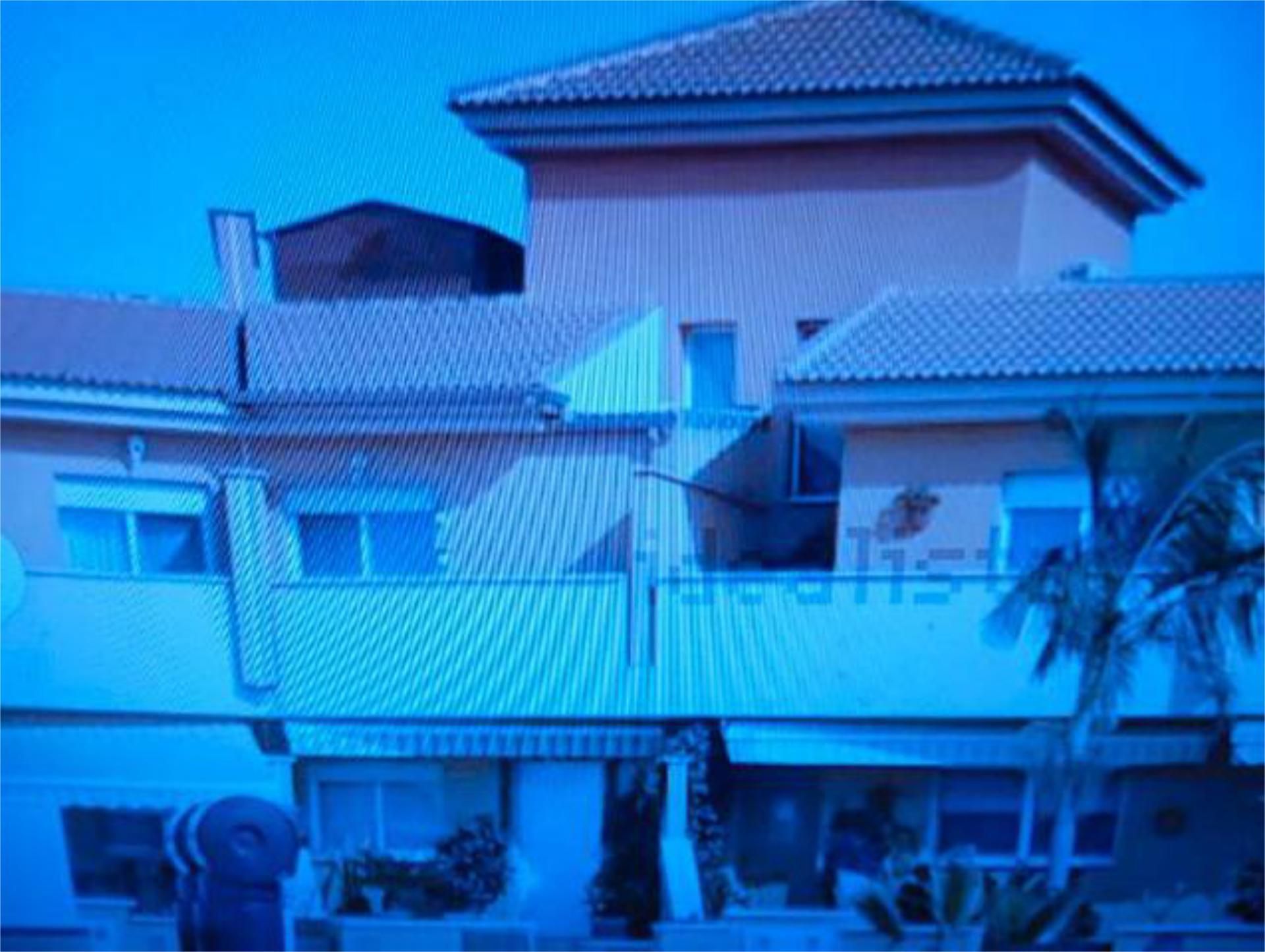 Vista exterior de Casa adosada en venda en Cartagena amb Calefacció, Jardí privat i Terrassa