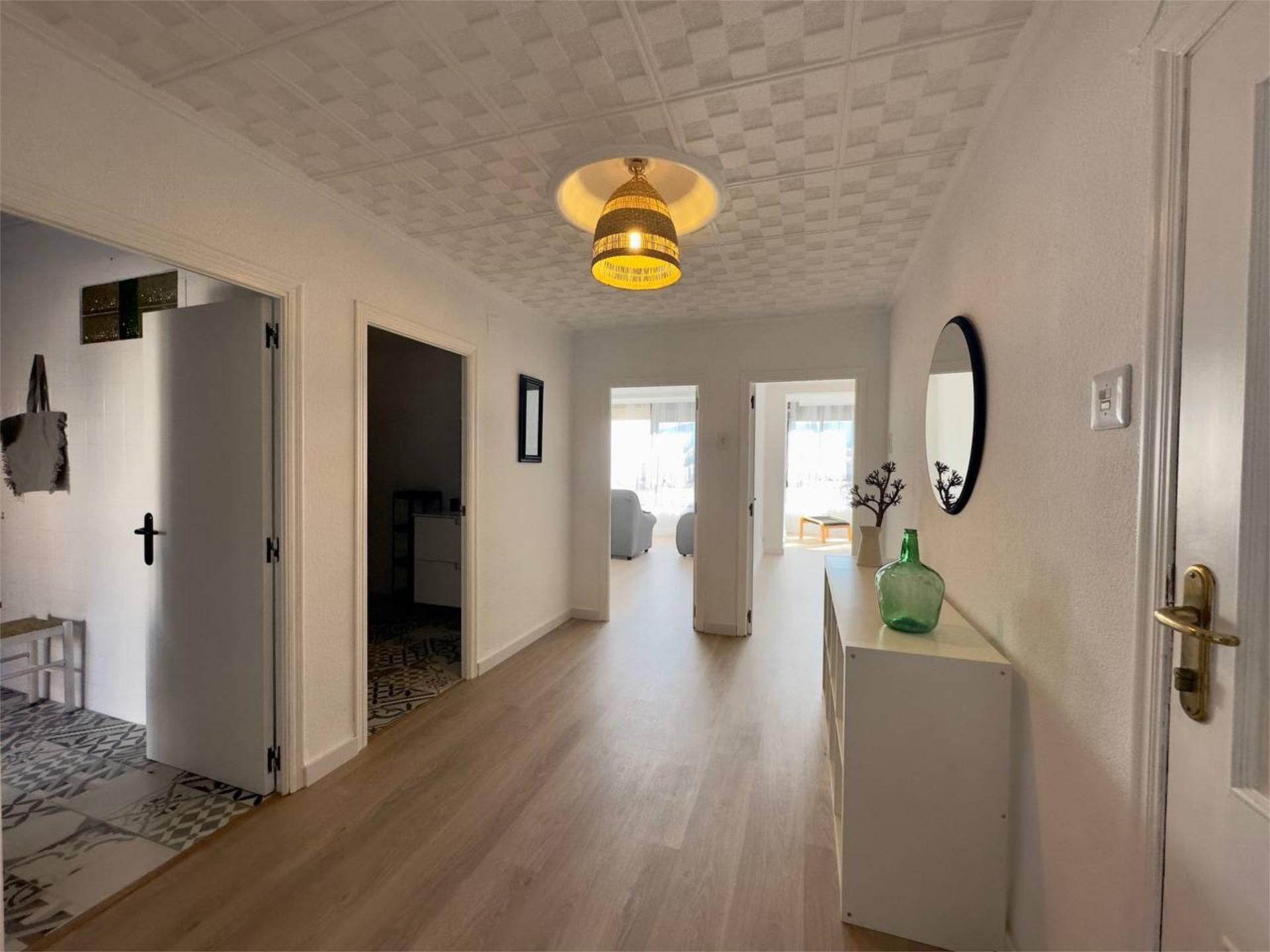 Flat to rent in Ontinyent  with Air Conditioner