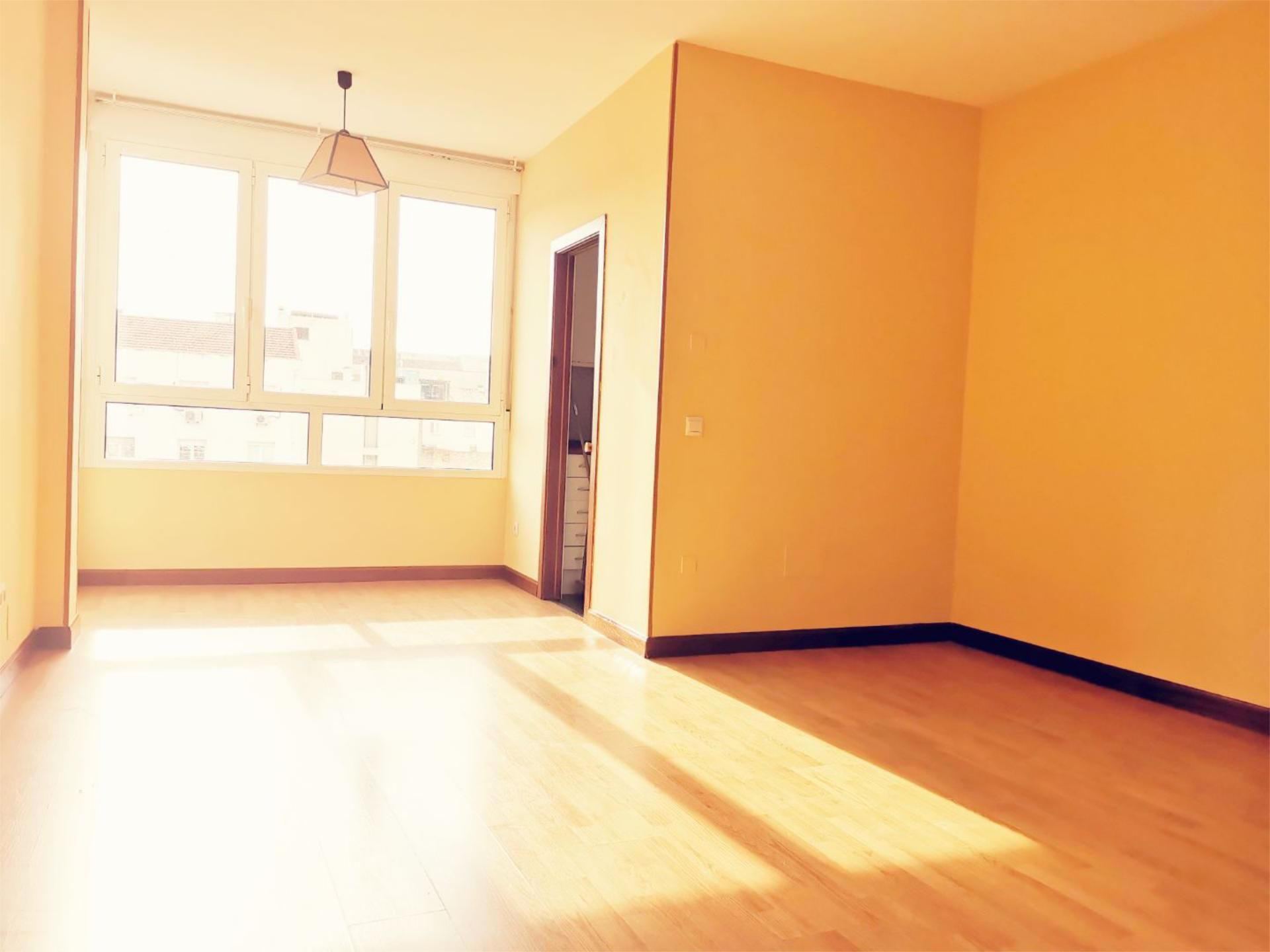 Sala d'estar de Apartament de lloguer en  Madrid Capital