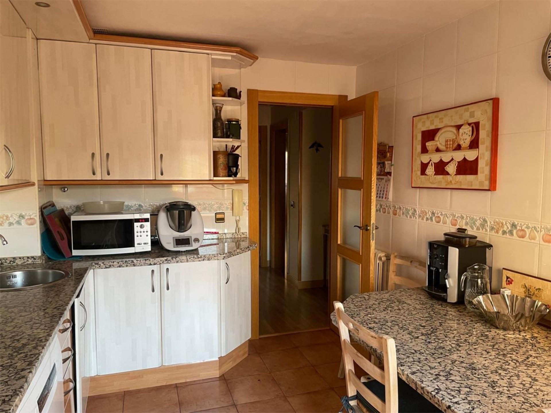 Kitchen of House or chalet for sale in San Andrés del Rabanedo  with Heating, Parquet flooring and Terrace