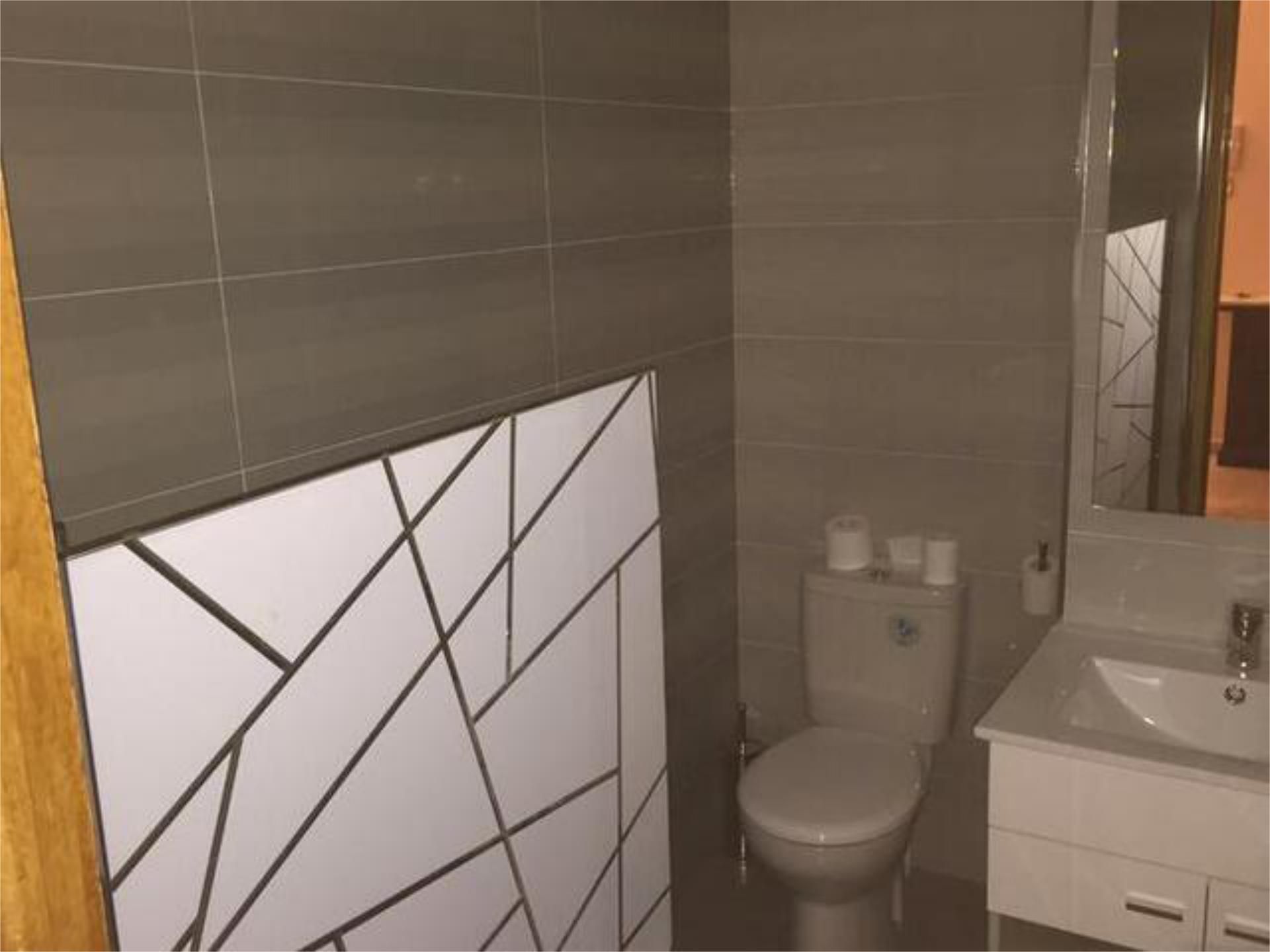 Bathroom of Flat to rent in Zuera  with Heating, Terrace and Furnished