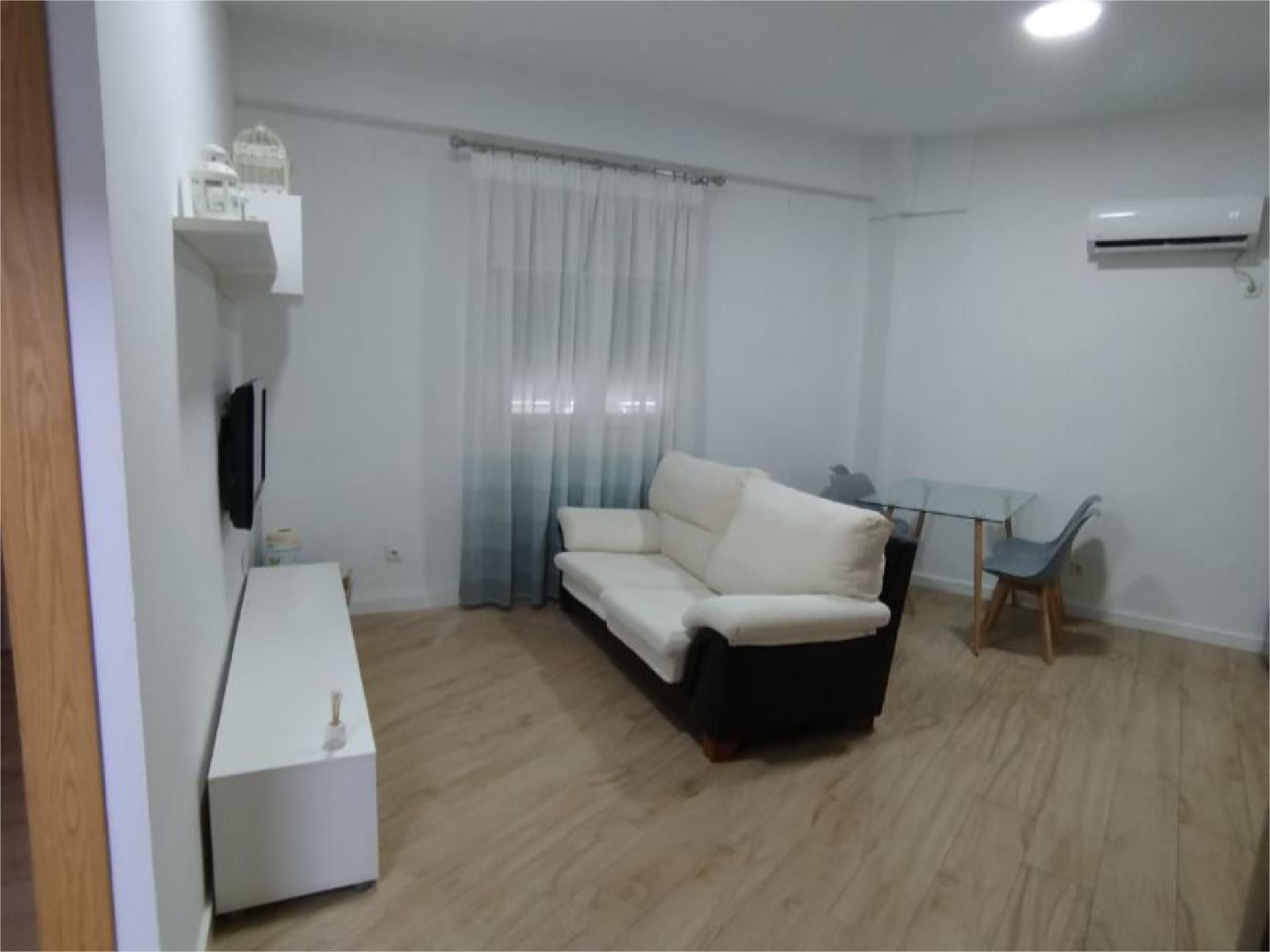Living room of Apartment to rent in  Córdoba Capital  with Air Conditioner, Heating and Parquet flooring