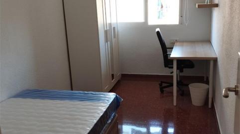 Foto 4 de Pis de lloguer a Calle Alejandro Dumas, 12, Cartuja, Granada