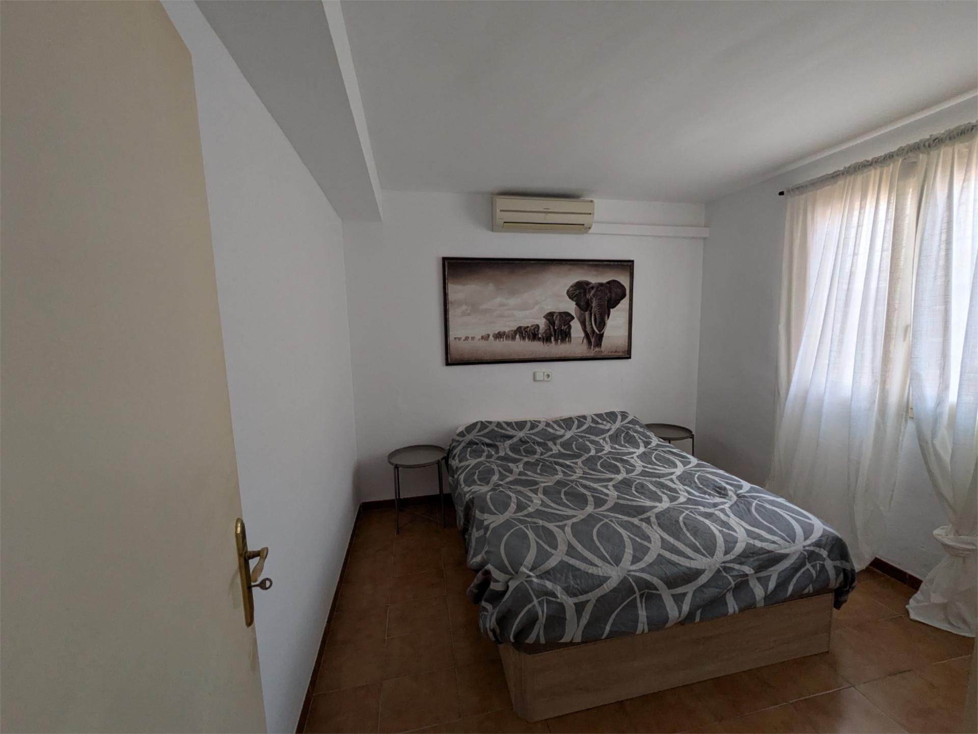Flat to share in Carrer Ramal Rei Jaume I, 80, Santa Ponça Bedroom of Flat to share in Calvià with Air Conditioner, Heating and Furnished