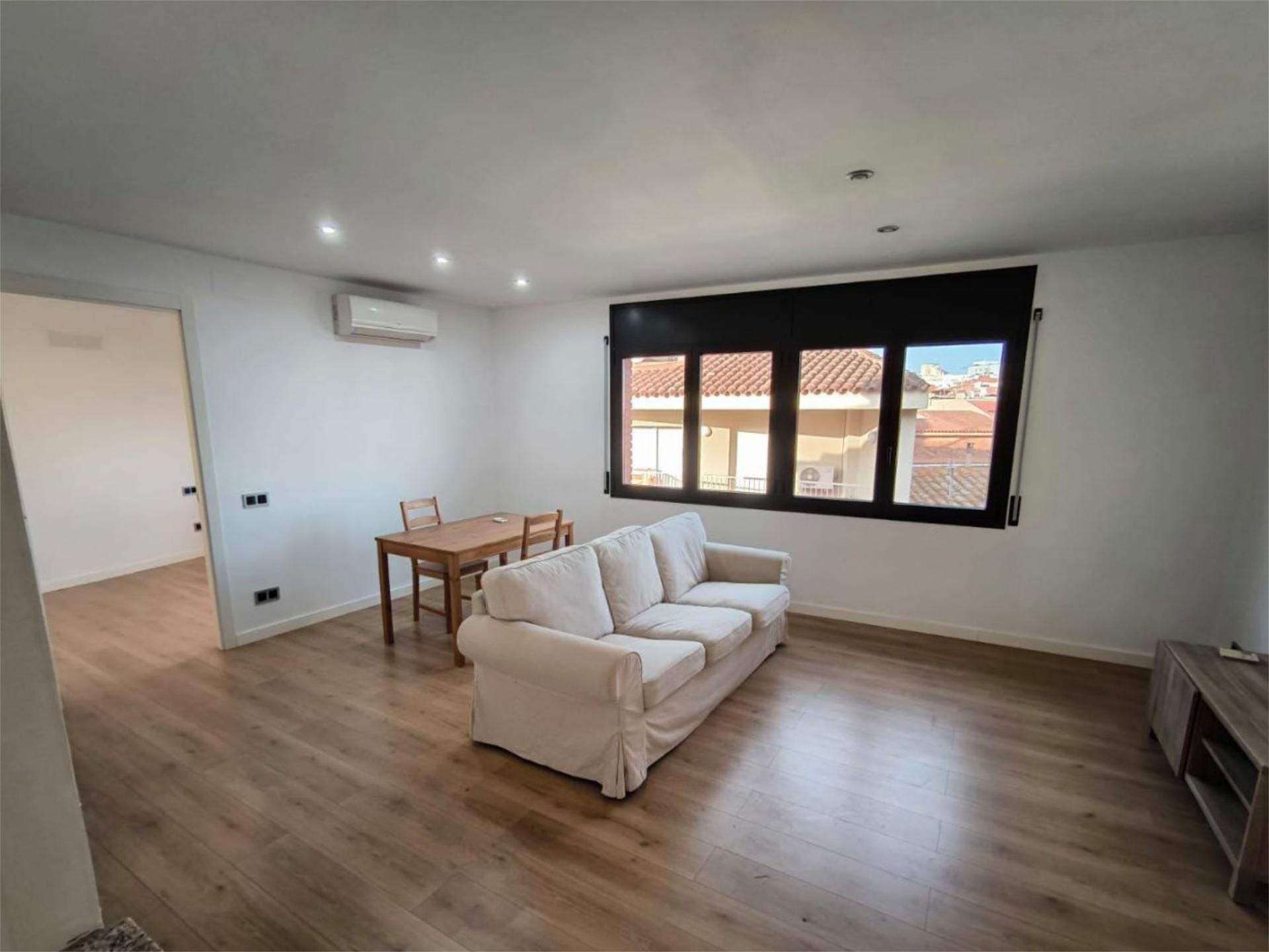 Living room of Flat to rent in L'Hospitalet de Llobregat  with Air Conditioner