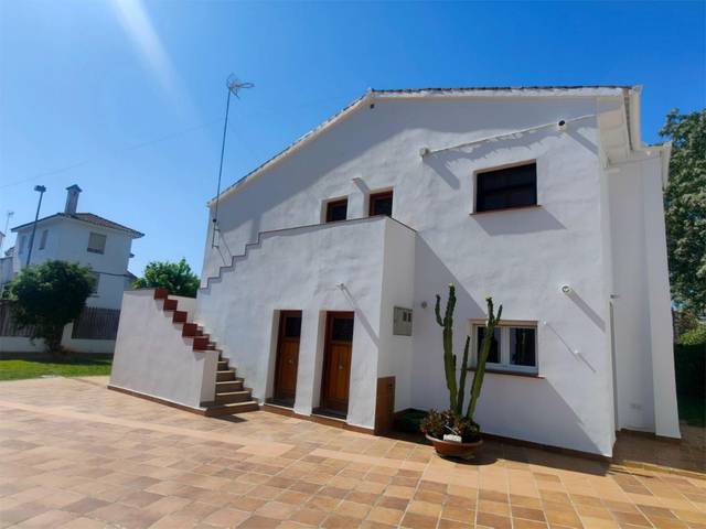 Casa-chalet en Alquiler en Santa Clara