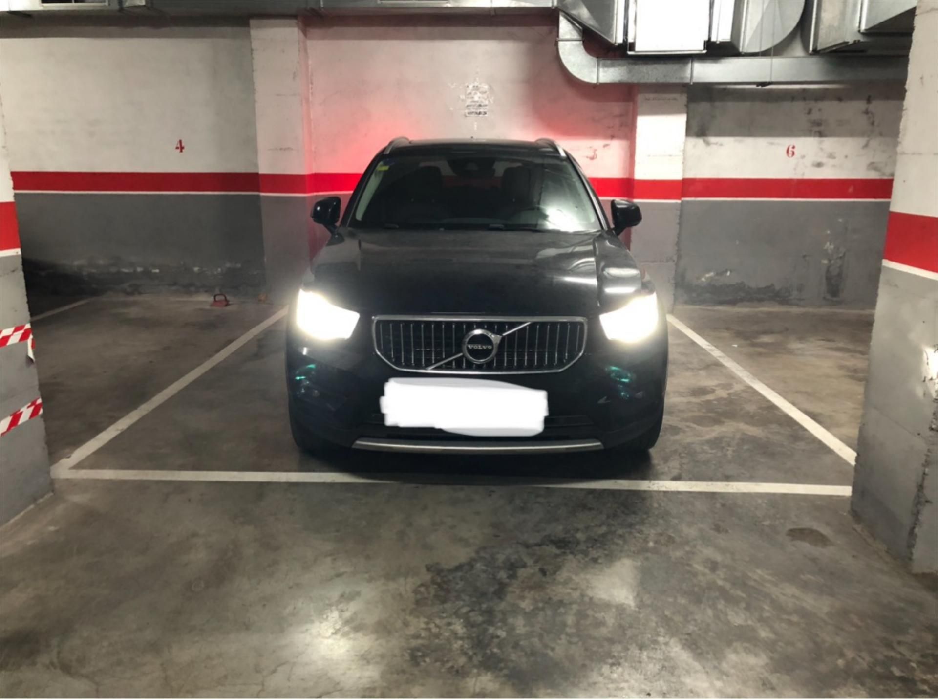 Parking of Garage to rent in Badalona