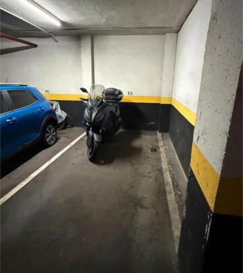 Garage to rent in Orcasur - 12 de Octubre, Madrid - image 2 Photo 2 of Garage to rent in Orcasur - 12 de Octubre, Madrid