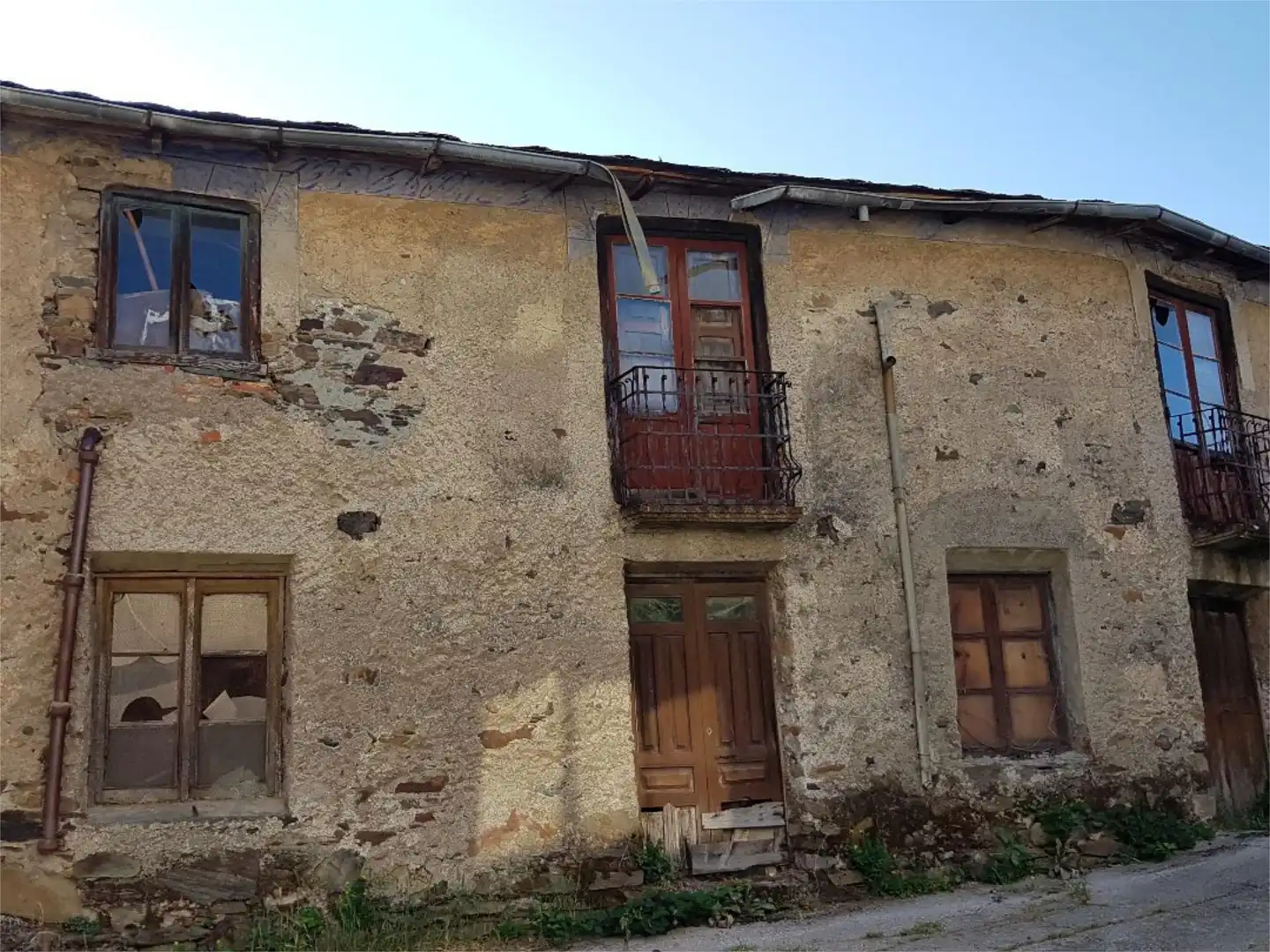 Piso en venta en Calle la Barda, 6, Igüeña Vista exterior de Piso en venta en Igüeña con Amueblado