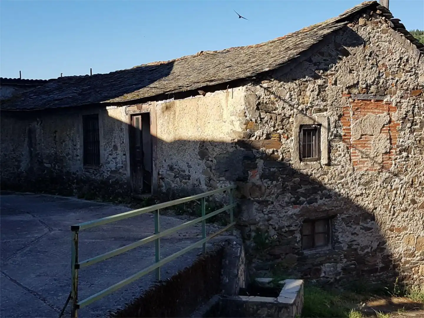 Piso en venta en Calle la Barda, 6, Igüeña Vista exterior de Piso en venta en Igüeña con Amueblado