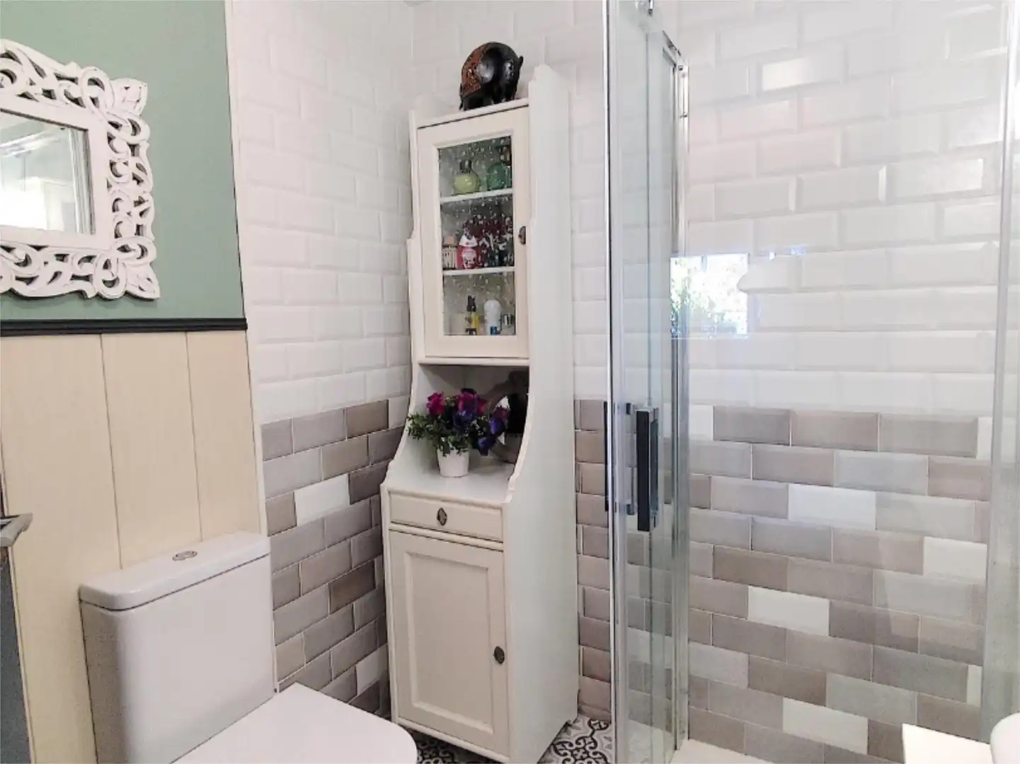 Piso en venta en Calle Castillo de Belmonte, 1, Europolis Baño de Piso en venta en Las Rozas de Madrid con Aire acondicionado, Terraza y Piscina