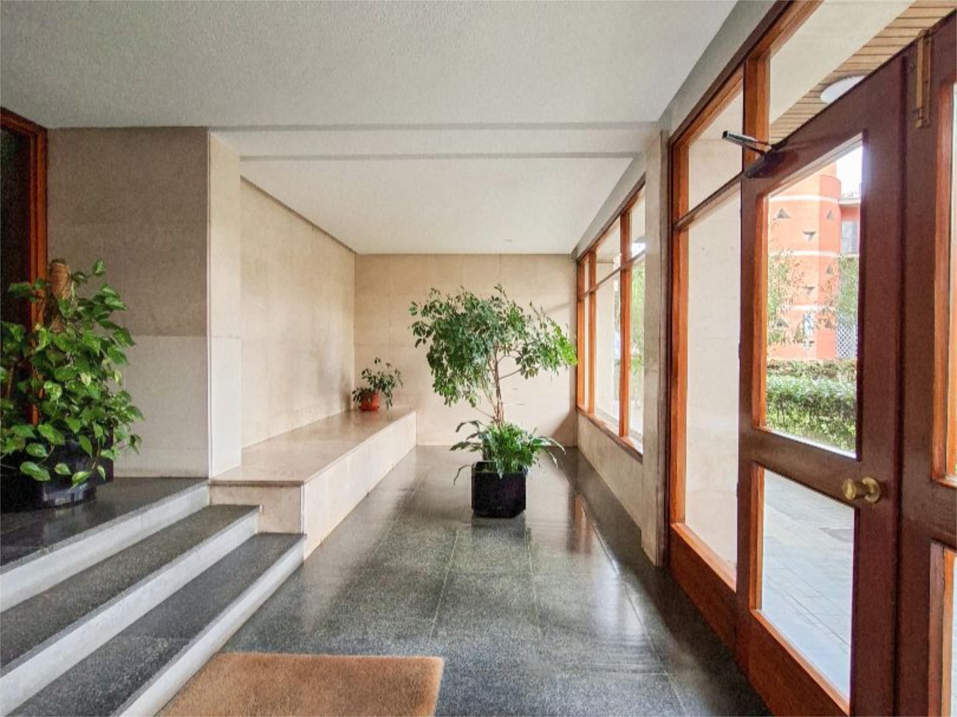 Flat for sale in Avenida de Cantabria, 19, Alameda de Osuna Flat for sale in Madrid Capital with Air Conditioner and Terrace