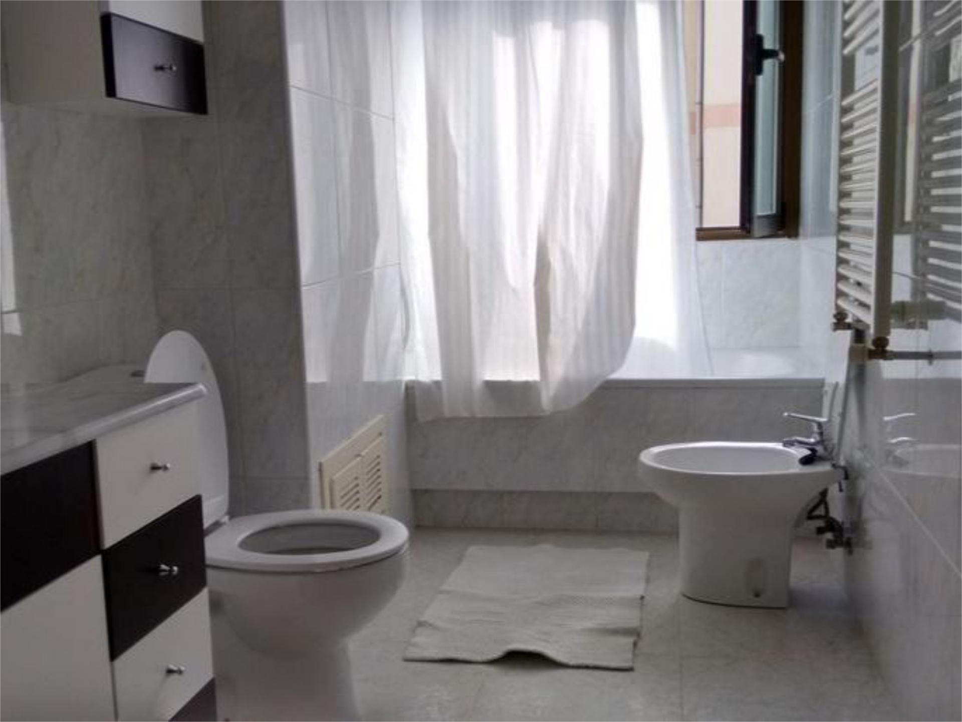 Wohnung miete in Calle Bernardo Lavín, 37, El Astillero Wohnung miete in Calle Bernardo Lavín, 37, El Astillero