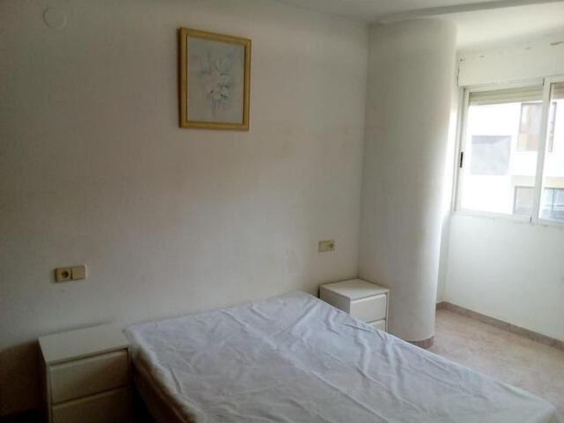 Dormitori de Pis de lloguer en Castellón de la Plana / Castelló de la Plana amb Traster